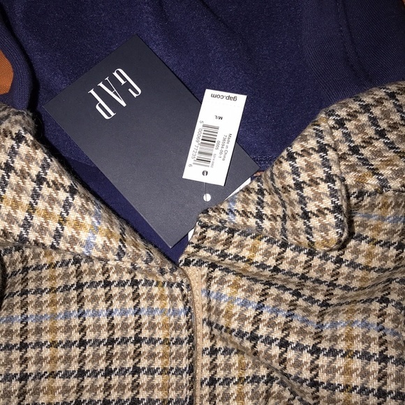 Dog coat, Limited edition from GAP . NWT - Picture 2 of 4